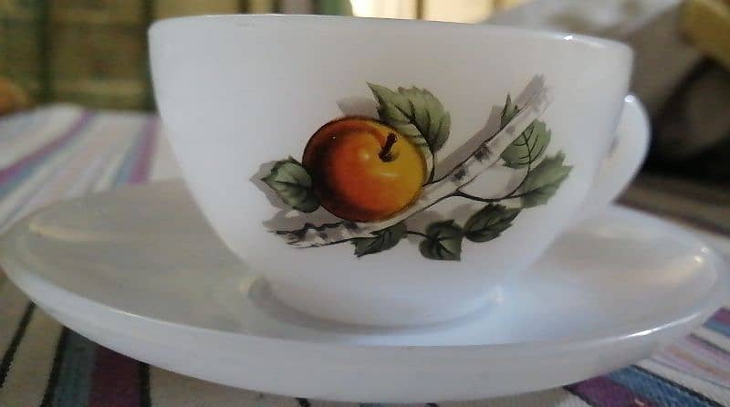 arcopal FRANCE tea cups 1