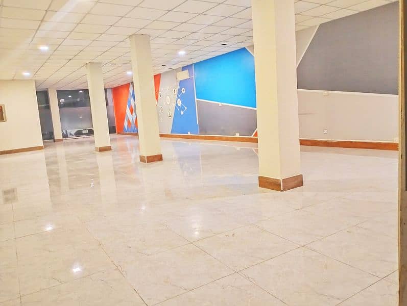 Ground floor of a premium building on main ferozepur road Gulberg 3 1