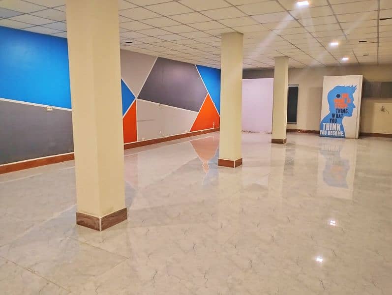 Ground floor of a premium building on main ferozepur road Gulberg 3 3