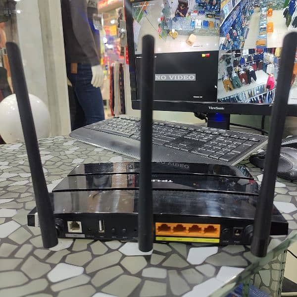 TP LINK Archer VR400 AC1200 VDSL2 ADSL Modem Router 1