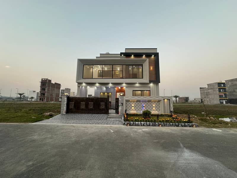 10 Marla Modern House For Sale In Citi Housing. 1