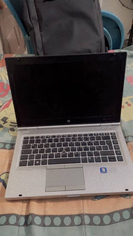 hp elitebook 2