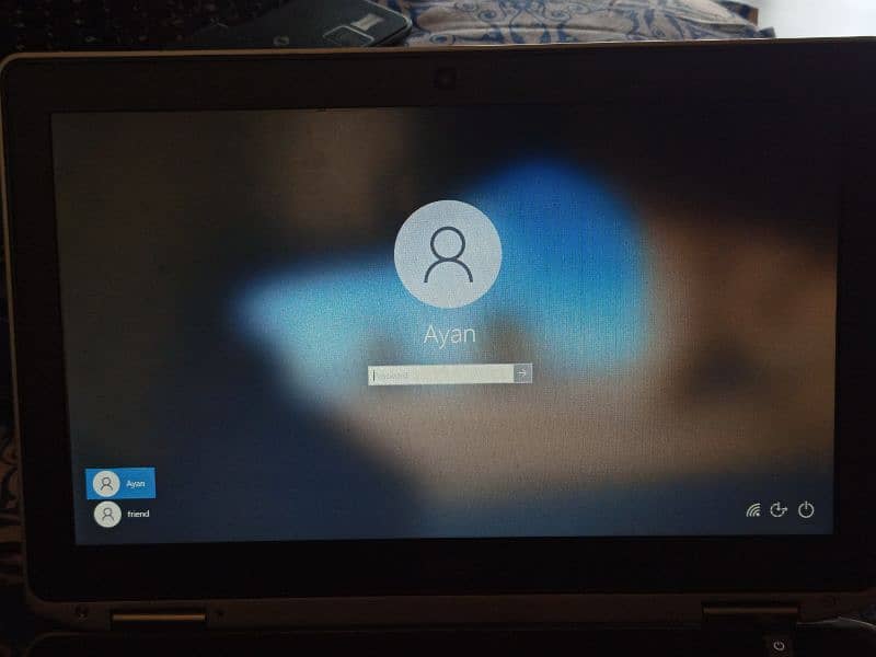 Dell latitude e6330 8/10 condition 0