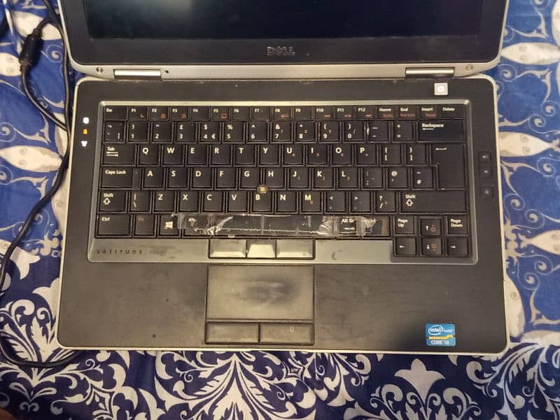 Dell latitude e6330 8/10 condition 5