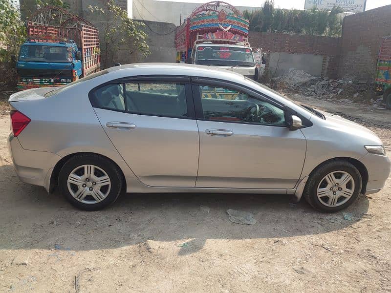 Honda City IVTEC 2017 1.3 manual transmission 2