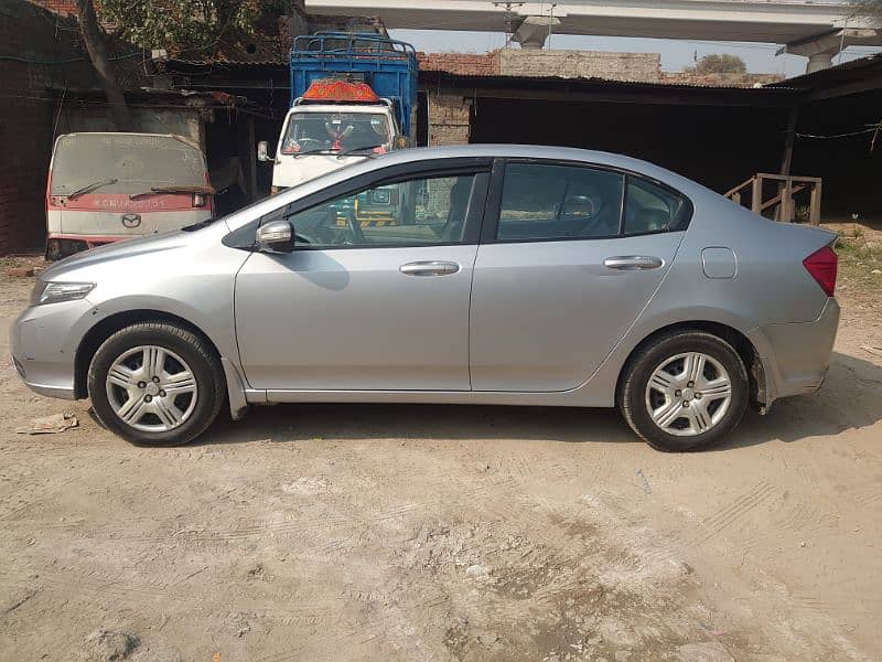 Honda City IVTEC 2017 1.3 manual transmission 3