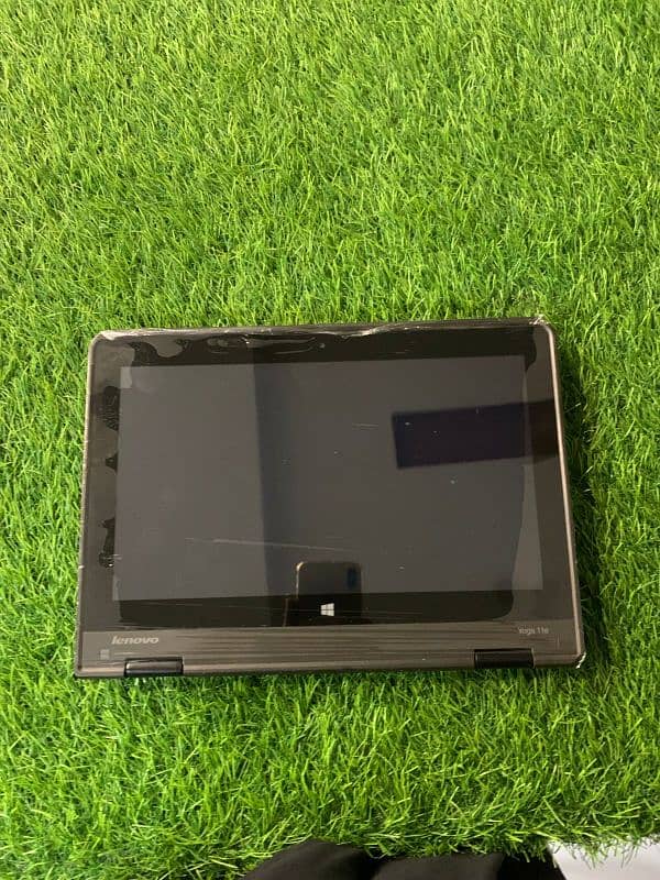 Lenovo Thinkpad yoga 11e  Touch Screen 3D in good Performance 1