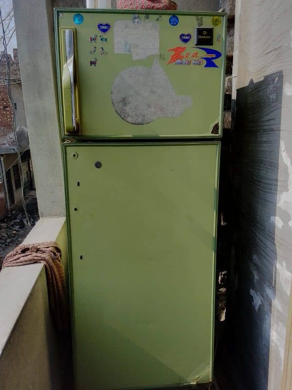 Best Running Refrigerator at Best price All working perfectly 1