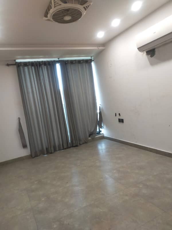 2 Bed unfurnished Apartment for rent inBlock DD, Sector D 5