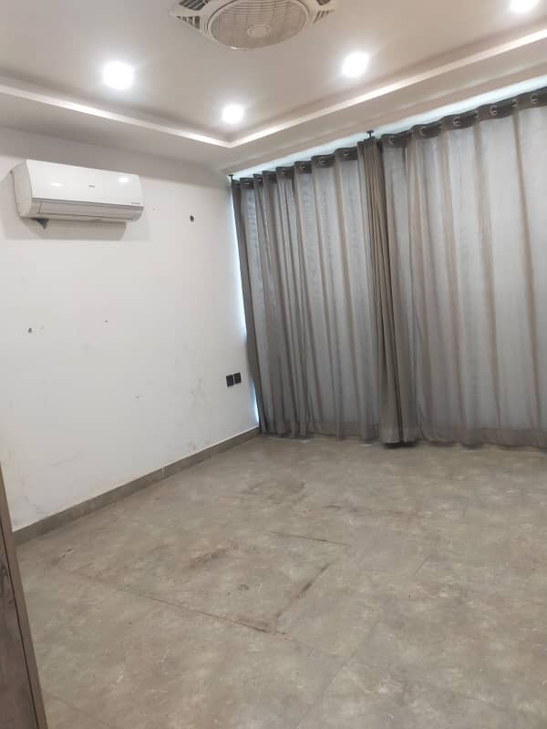 2 Bed unfurnished Apartment for rent inBlock DD, Sector D 8