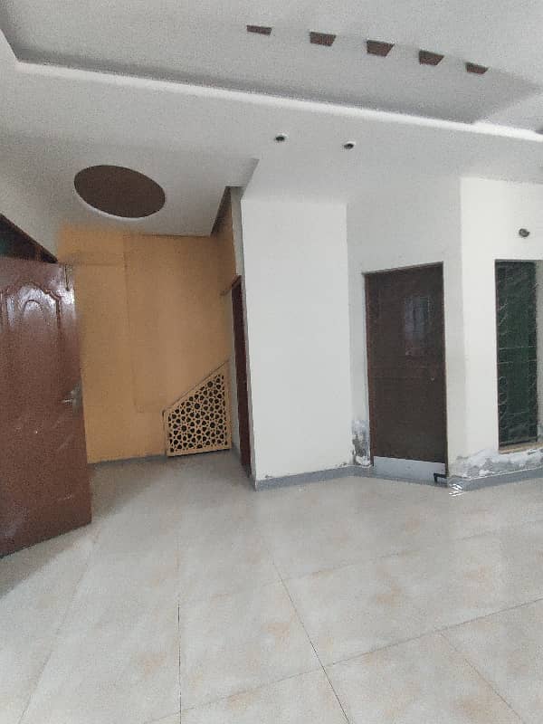 8 MARLA LOWER PORTION FOR RENT IN MILITARY ACCOUNTS MAIN COLLEGE ROAD LHR 5