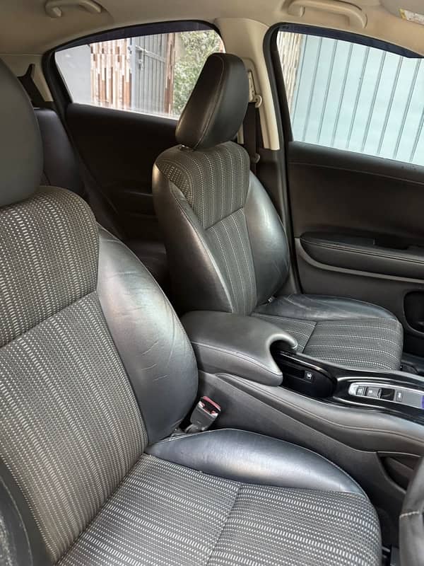 Honda Vezel Z 2014 Full original 8