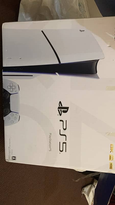 PlayStation 5 with 7 games and 2 controllers 3