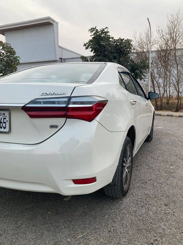 Toyota Corolla GLI 2019 (Auto+ Additional features) 4