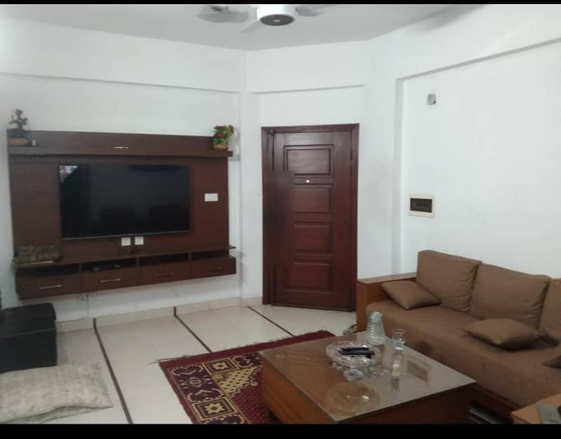 Unoccupied Flat Of 837 Square Feet Is Available For Sale In D-17 3