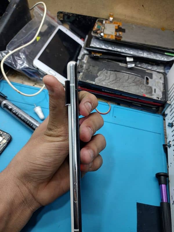 google pixel 6 pro saff pcs hai all okay 1