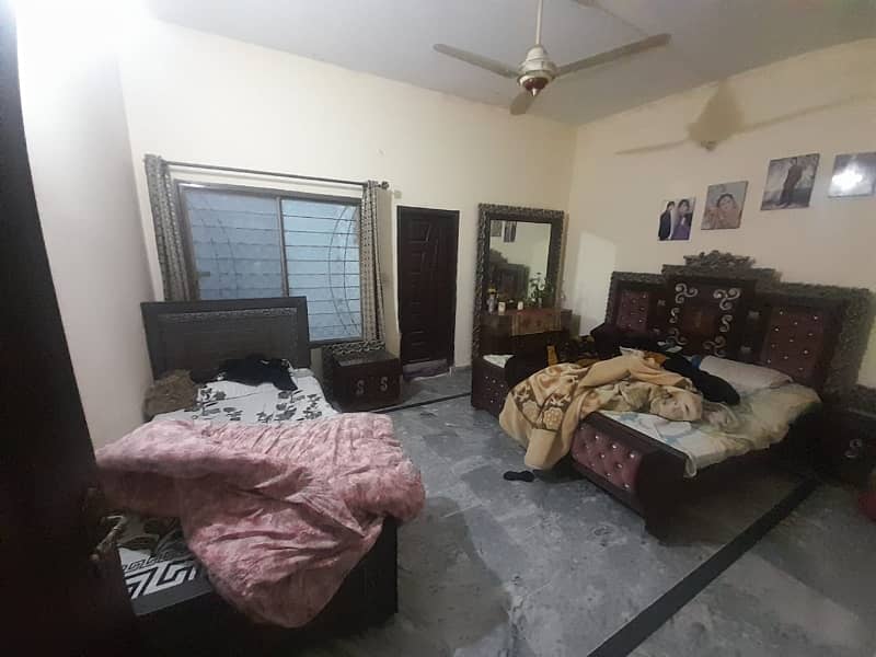 Ideal 8 Marla House Available For Sale In Lalazar2 Dhamyal Road 9