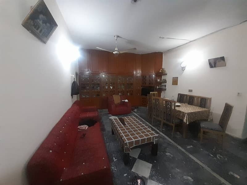 Ideal 8 Marla House Available For Sale In Lalazar2 Dhamyal Road 31