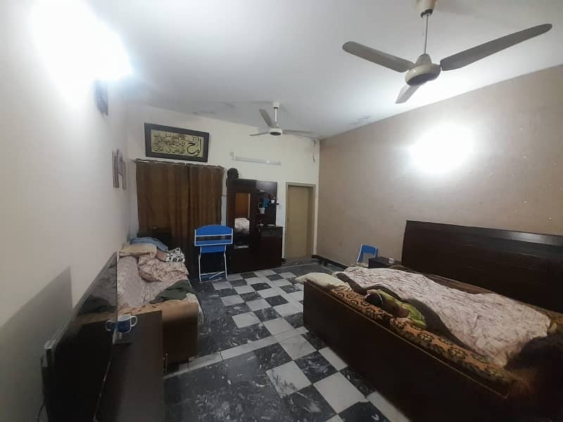 Ideal 8 Marla House Available For Sale In Lalazar2 Dhamyal Road 46