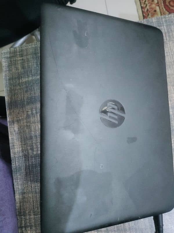 HP 820 elite book i5 5th 3