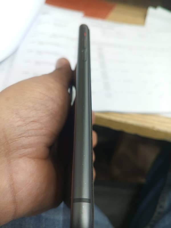 iphone 11 64gb jv (only exchange ) 6