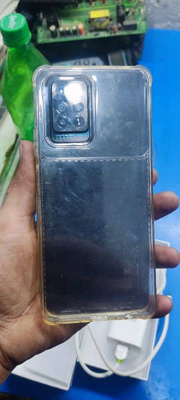 infinix note 10 proo . 100 % ok fone ha pta ha 8.128 dull sim. 5