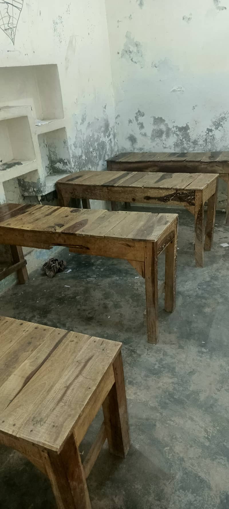 BENCHES (FURNITURE) FOR SCHOOL AND ACADEMY 6