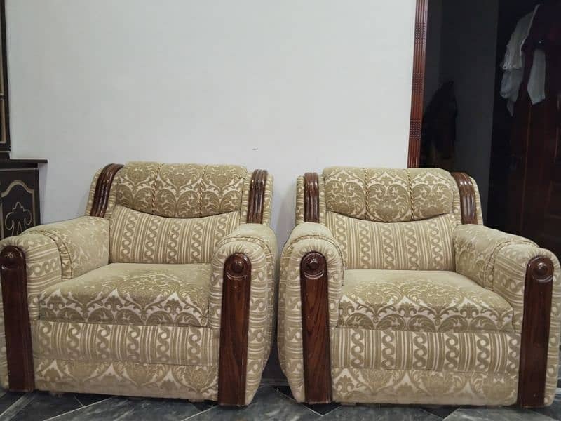 5 seater sofa set in premium quality 4