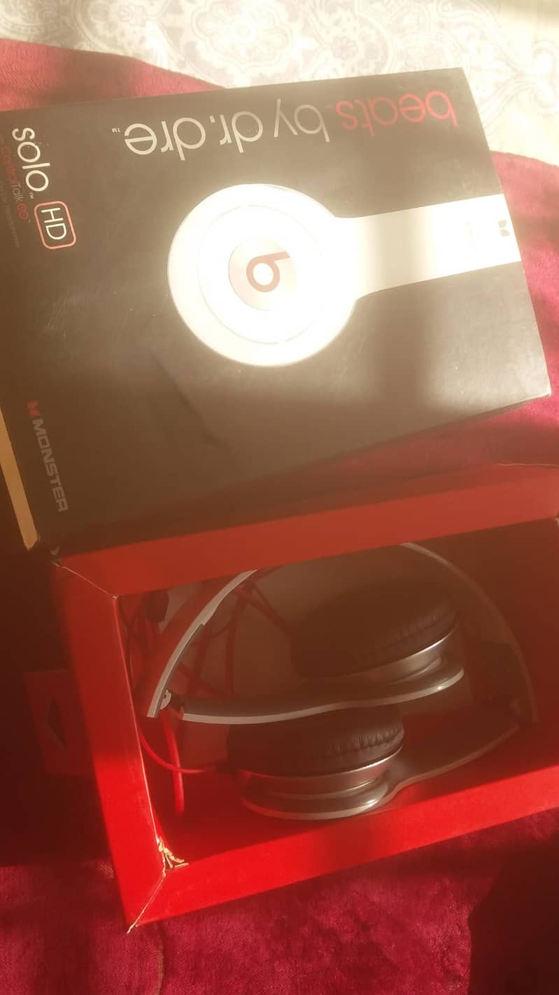 Beats Headphone 4