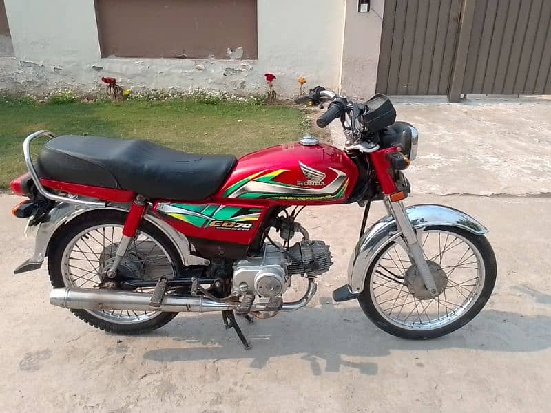 Honda CD 70 model 2021/22 03161737719 0