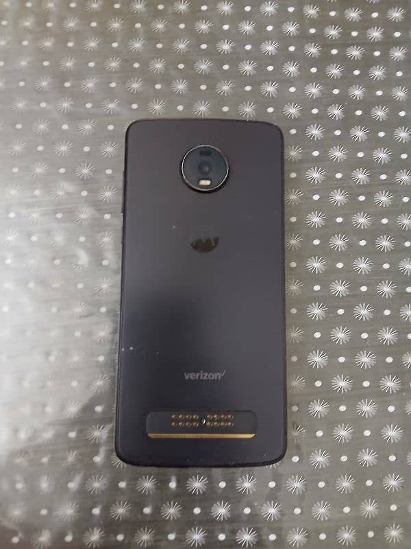 MOTOROLA Z4 0