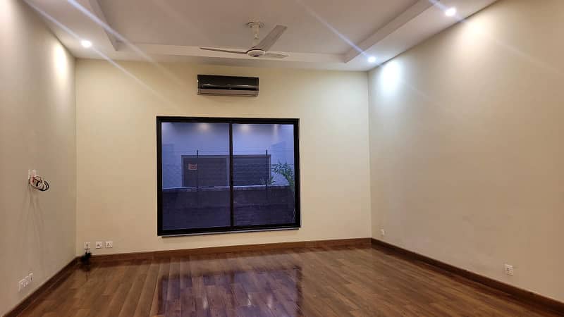 1 Kanal House For Sale In Dha Phase 4 Lahore, CC block 11