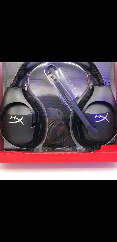 Hyper x cloud stinger s 7.1 surround sound Gaming Headset. 1