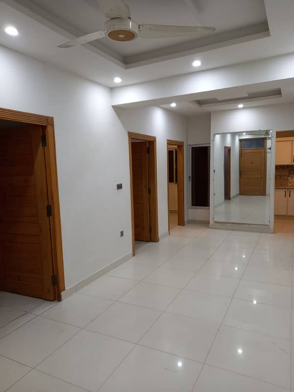 3 Bedroom Unfurnished Apartment Available For Rent in E/11/4 1