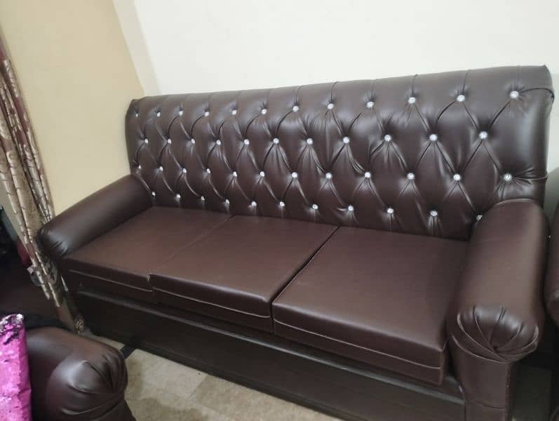 New Sofa in brown leather 0