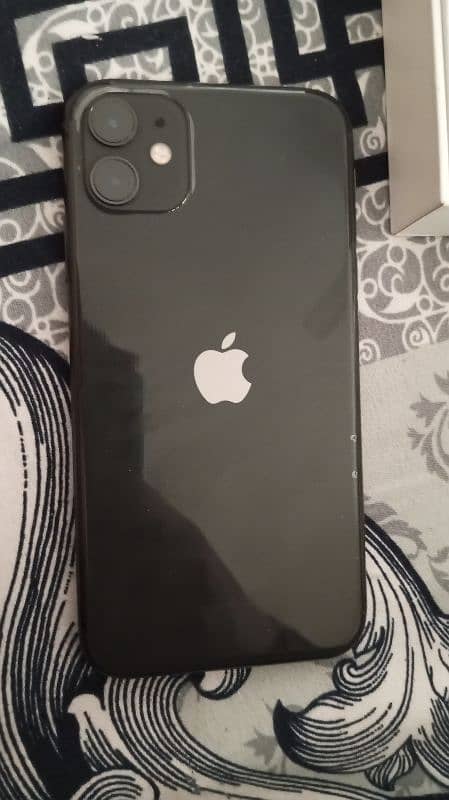 iphone 11 with box 5