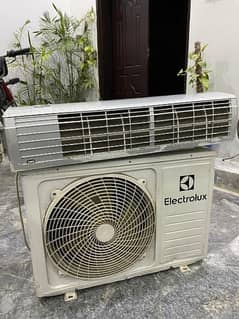 Gree 1 ton Ac