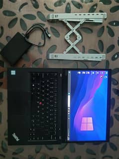 laptop i7 + Metal Stand + 160gb Portable Hard Disk