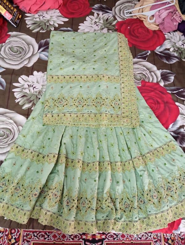 Bridal dress dupatta lehnga only 4