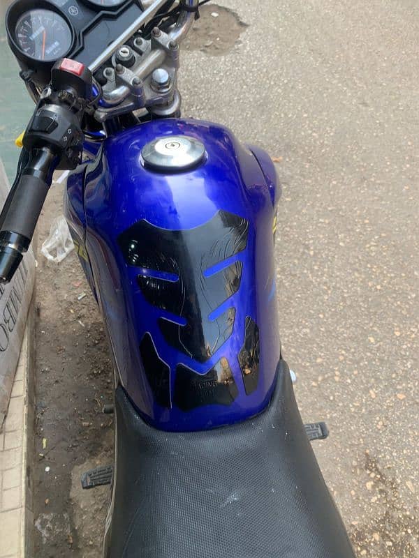 YAMAHA YBR 125 G Blue like New 6