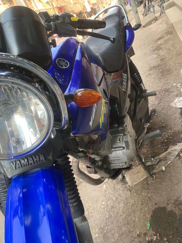 YAMAHA YBR 125 G Blue like New 8