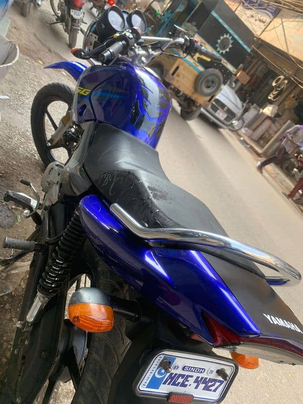 YAMAHA YBR 125 G Blue like New 15