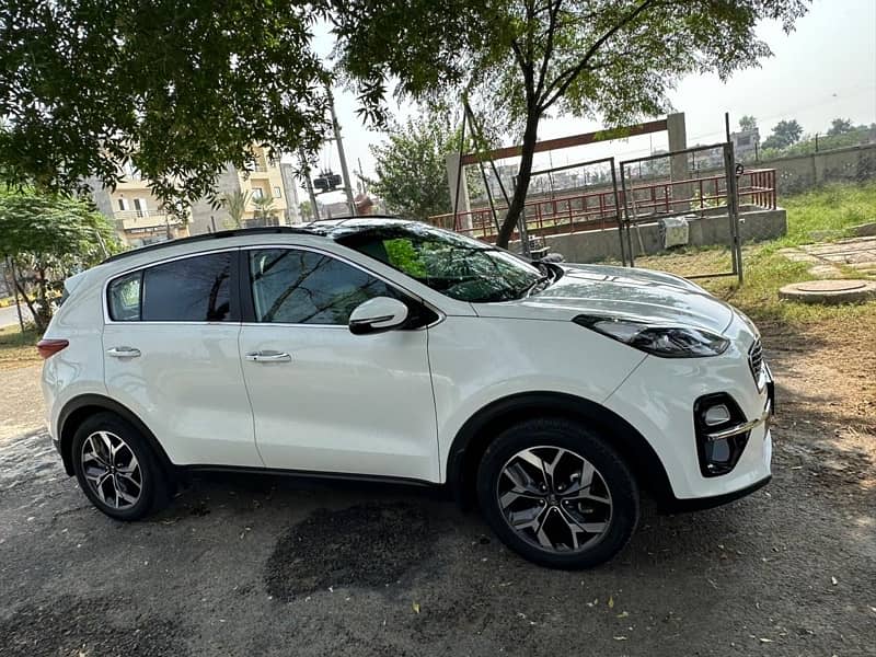 Kia sportage 8