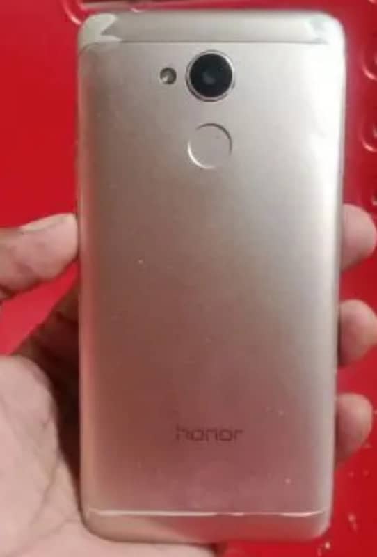 Honor  Y6S 1