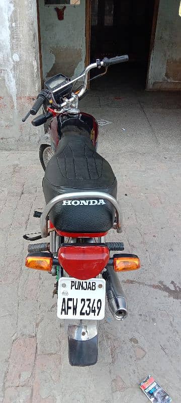 Honda cd 70 2021 3