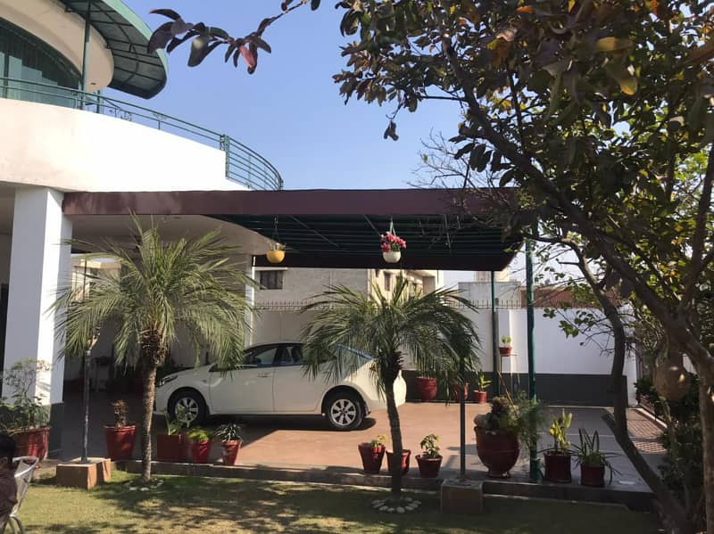 2 Kanal Fully Furnished Beautiful Bungalow Is Available For Sale In PGECHS Phase 1 Lahore 9