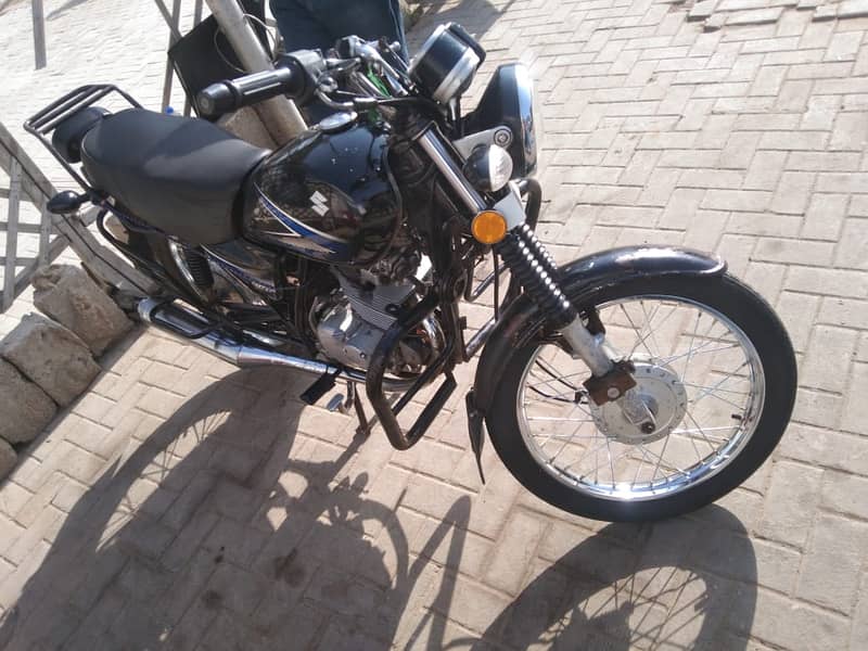 URGENT Suzuki GS 150 2016 1