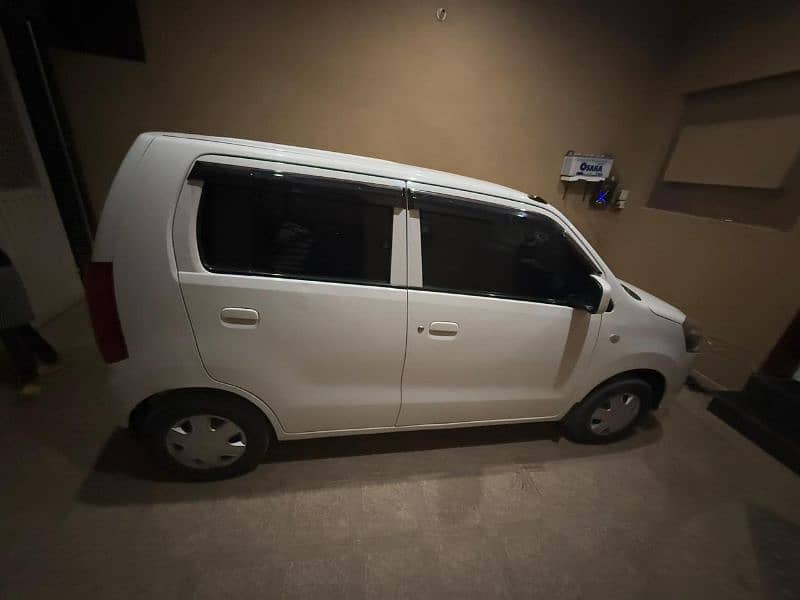 Suzuki Wagon R 2018 4