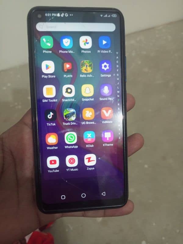 Infinix s5 lite glass crack 1