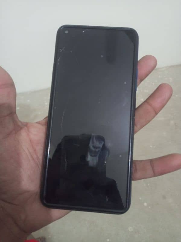 Infinix s5 lite glass crack 3